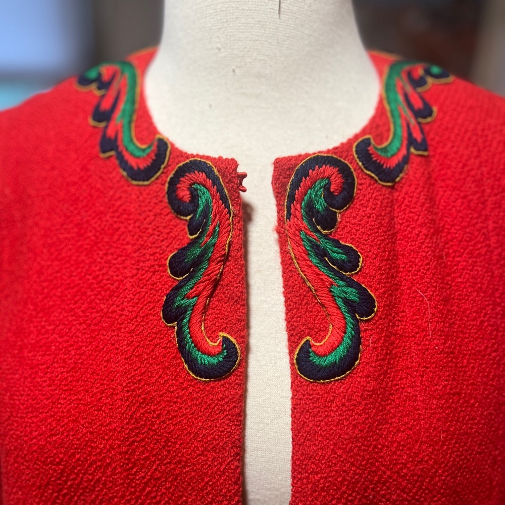 Beautiful Classy red jacket/ blazer with great detail. No tags, see measurements